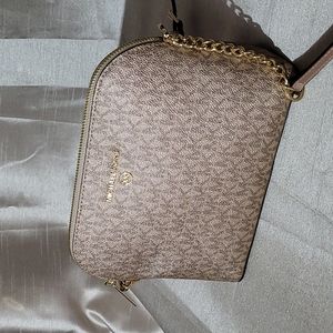 Michael Kors Cindy Large Dome Crossbody in Rose Gold